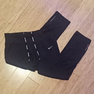 Nike Dri-Fit Capris Leggings with Adjustable Drawstring - Size Small - Black